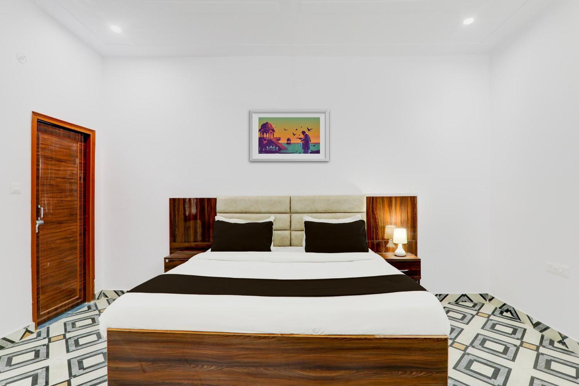 Hotel O White House Hasanganj Luaran gambar