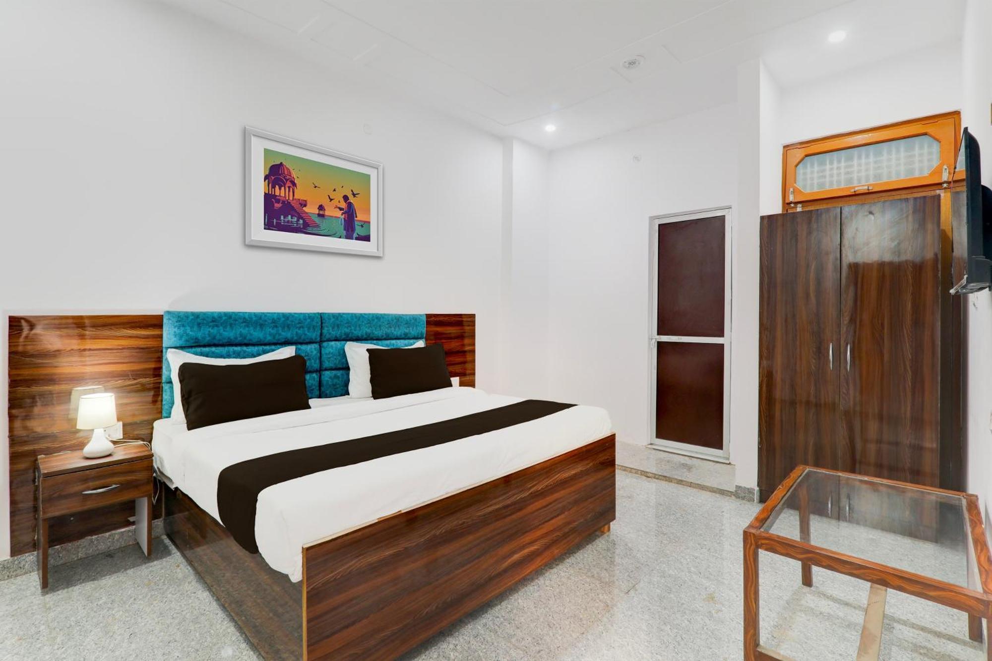 Hotel O White House Hasanganj Luaran gambar